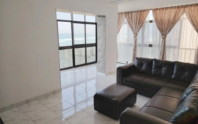 Oceanfront Bliss in Amanzimtoti