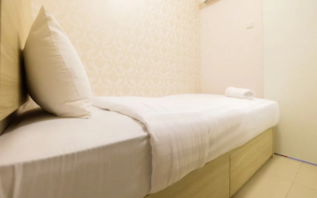 Easy Access to Mall Green Pramuka Apartment