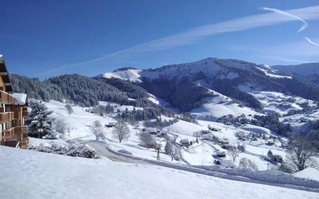 Demi Chalet Le LACHAT
