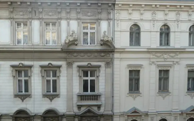 City Center Rooms