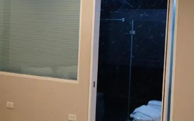 SR Residence Hotel