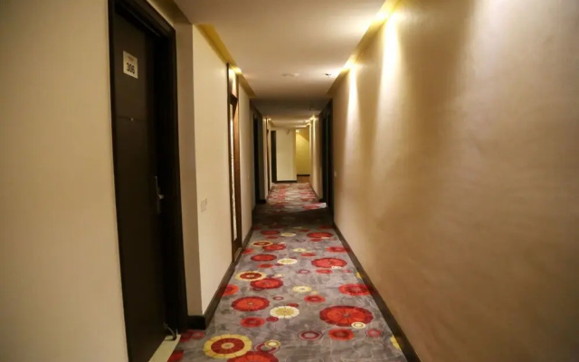 Ambassador Hotel by OYO Rooms