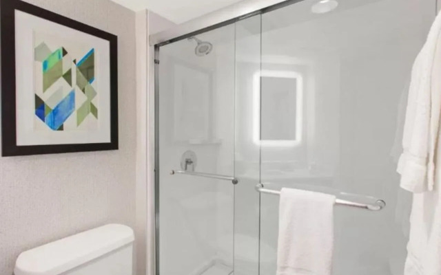 Holiday Inn Express West Los Angeles by IHG