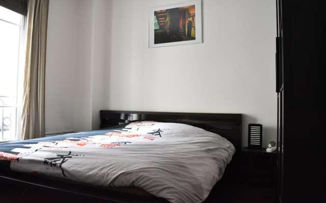 Апартаменты Simplistic 1 Bedroom Apartment in 17th комната для гостей