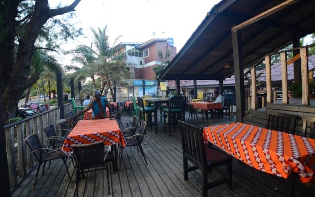 The Family Kingdom Resort in Freetown, Sierra Leone from 99$, photos, reviews - zenhotels.com hotel front