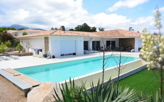 Villa Colibri - 4 - Private Swimming Pool - SEA Viaw