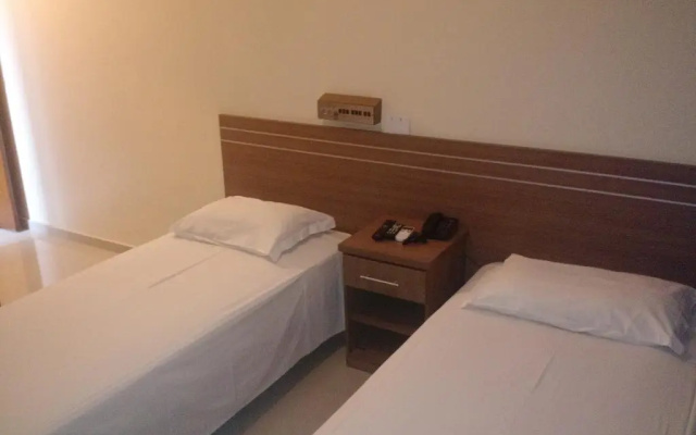Plaza Suite Hotel