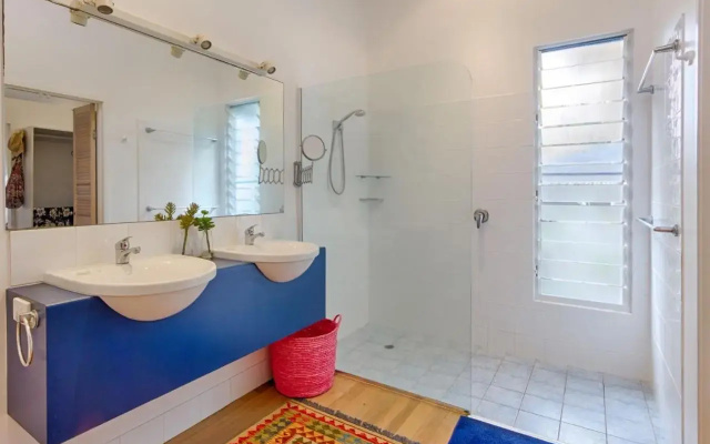 Sunshine Beach House 14 Depper Street
