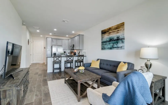 Queen Creek #323 - 1 Br Condo