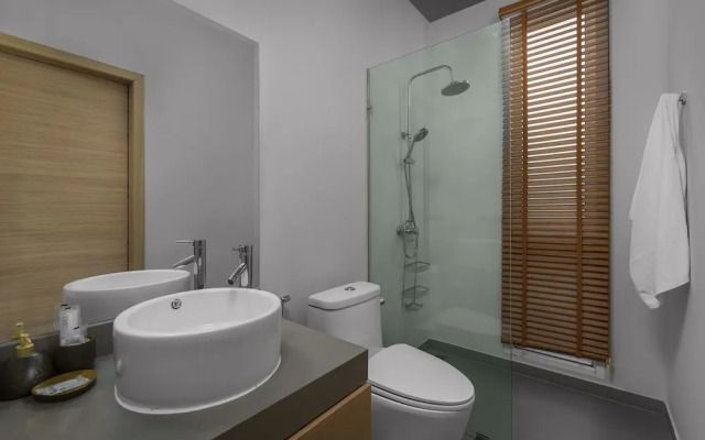 Solano Tropical 3BR Pool Villa at Bang Tao