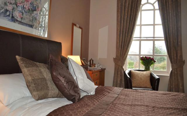 Healds Hall Hotel