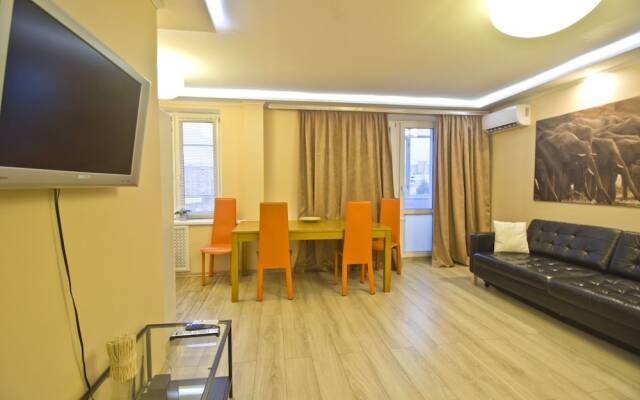 Гостиница Lakshmi 1905 Apartment в Москве отзывы, цены и фото номеров - забронировать гостиницу Lakshmi 1905 Apartment онлайн Москва комната для гостей