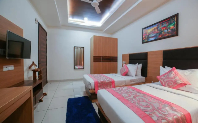 Hotel Grand Regency by JMD Group