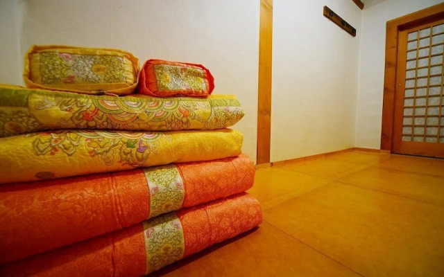 Jeonju Hanok Midam