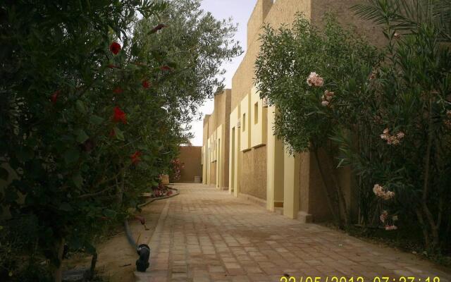 Отель Dar El Janoub Марокко, Мерзуга - отзывы, цены и фото номеров - забронировать отель Dar El Janoub онлайн вид на фасад