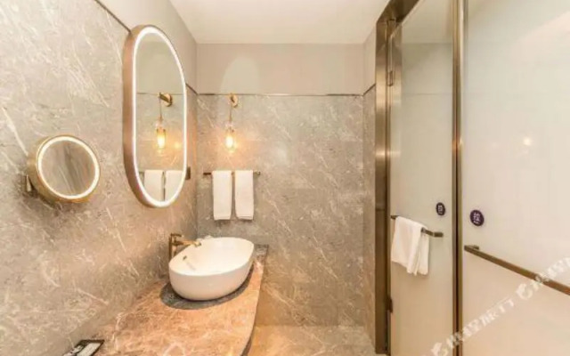 Mercure Hotel (Pingyin)