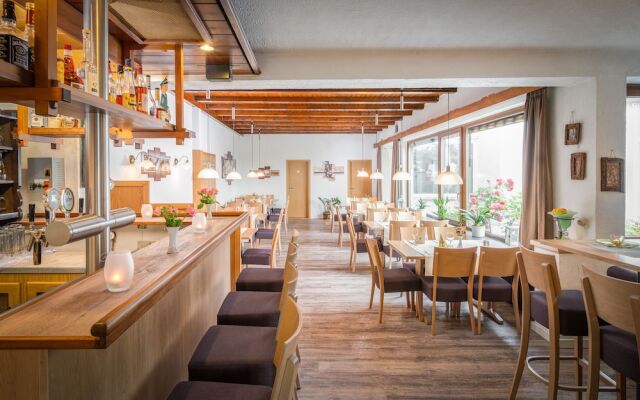Akzent Hotel Haus Sonnenberg In Schotten Germany From 110