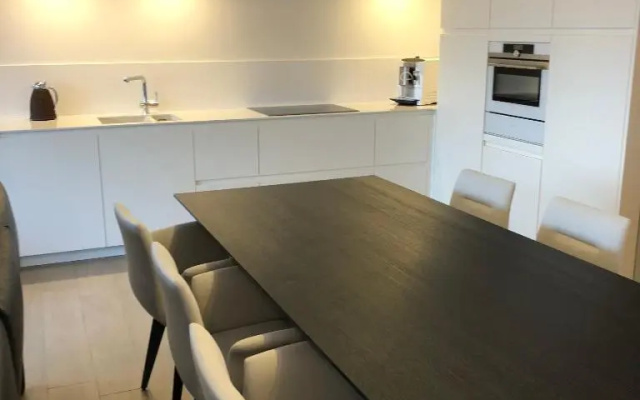 Klaproos - modern appartement op zeedijk