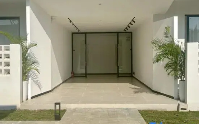 LIB · Shixiwu Homestay (Wanning Riyue Bay)
