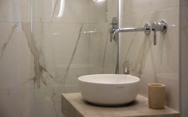 Corfelia Seaview Suites