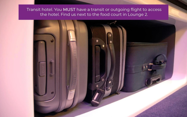 YOTELAIR Amsterdam Schiphol - Transit Hotel