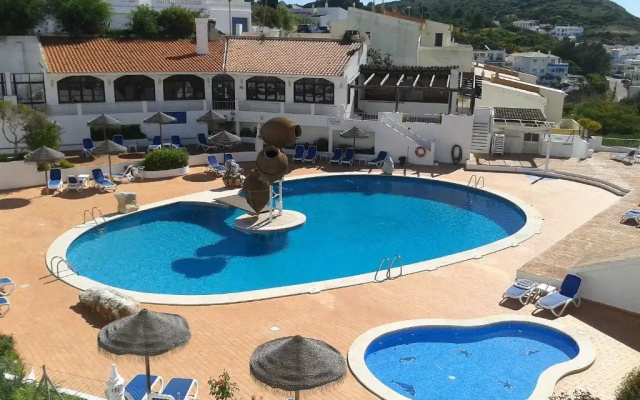 Apartamentos Salema Praia Club