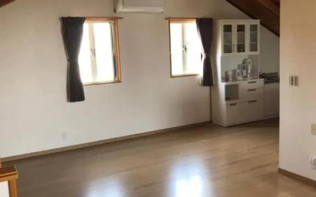 F.stic_house