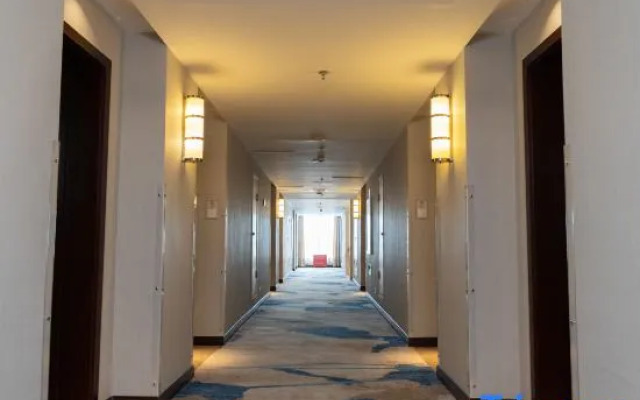 Jiuzhou Tongqu Hotel