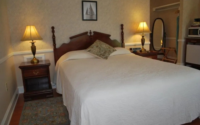 Cedar Crest Inn