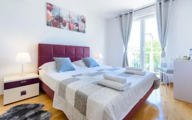 Apartment Bayview