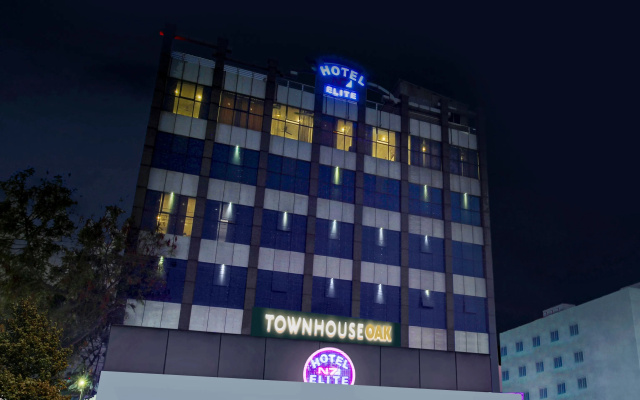 Super Oyo Townhouse Oak Hotel N7 Elite