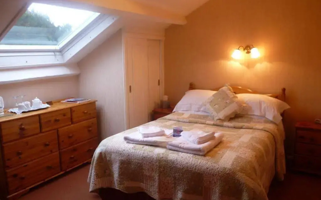 Acorn House