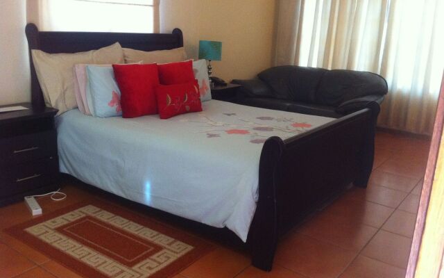 Dihate Guest House in Gaborone, Botswana from 72$, photos, reviews - zenhotels.com guestroom