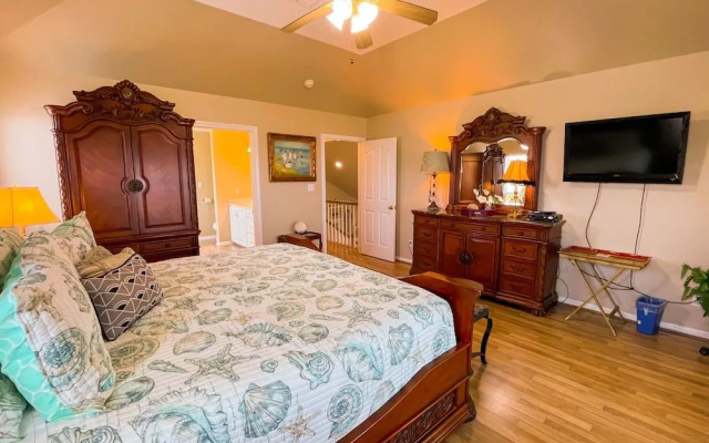 Bishop's Beach by Ryson Vacation Rentals