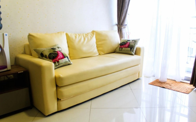 Golf View 2BR Apartment @ The Mansion Kemayoran
