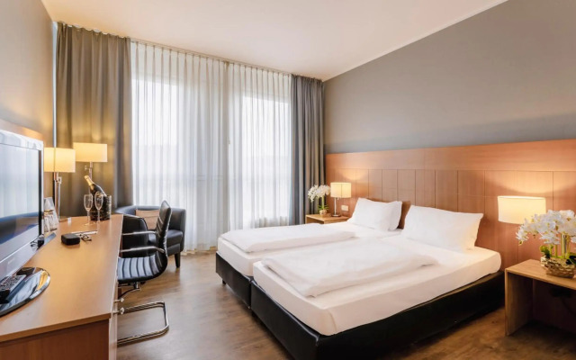 Plaza Premium Koln