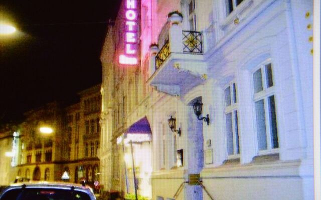 Отель Steen's Hotel Германия, Гамбург - отзывы, цены и фото номеров - забронировать отель Steen's Hotel онлайн вид на фасад