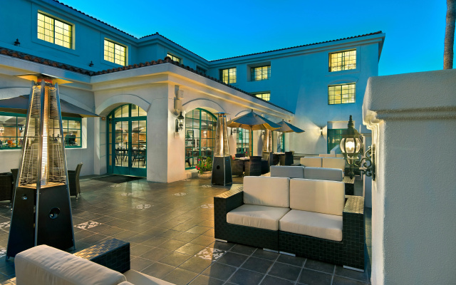 DoubleTree by Hilton San Pedro - Port of Los Angeles
