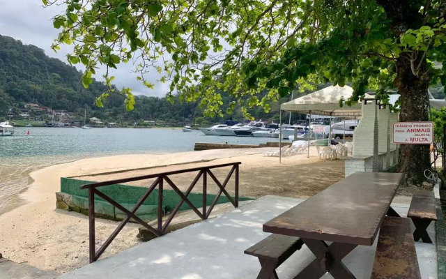 Apartamento Angra vista para o mar
