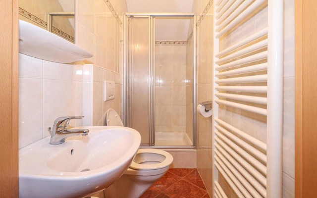 Amazing Apartment in Mauternhof With 1 Bedrooms and Sauna