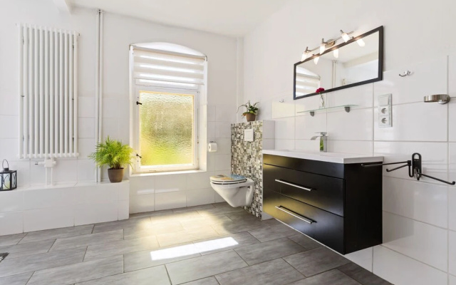 Alluring Apartment in Klein Pravtshagen With Garden