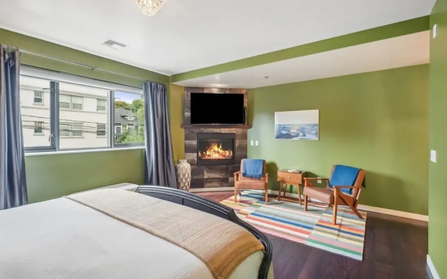 Violet Suites PDX