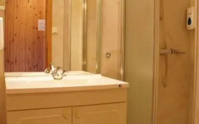 Lista Flypark Bed and Breakfast