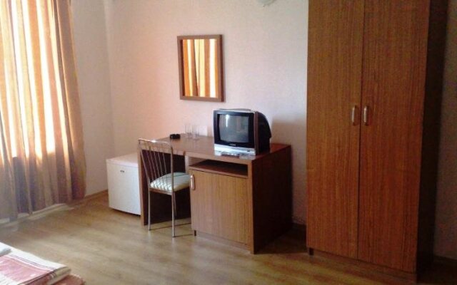 Отель Guest House Ekaterina Болгария, Равда - отзывы, цены и фото номеров - забронировать отель Guest House Ekaterina онлайн