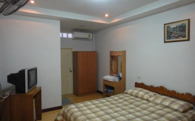 Tho Saeng Resort