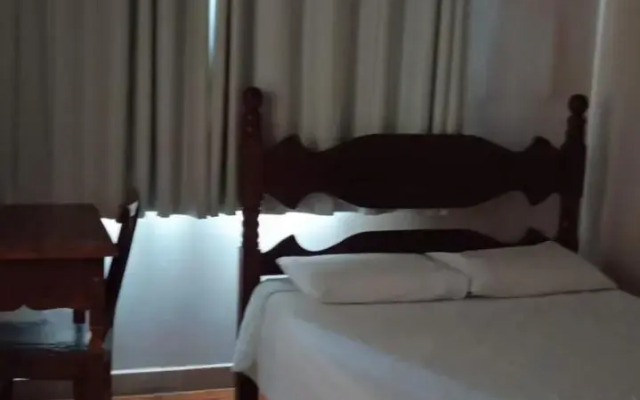 J2 Hotel