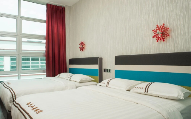 Red's Hotel