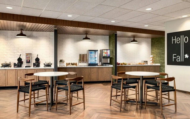 Fairfield by Marriott Inn & Suites Bethlehem PA