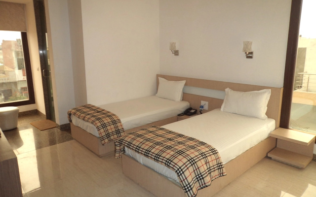 Relax Suites Hotel
