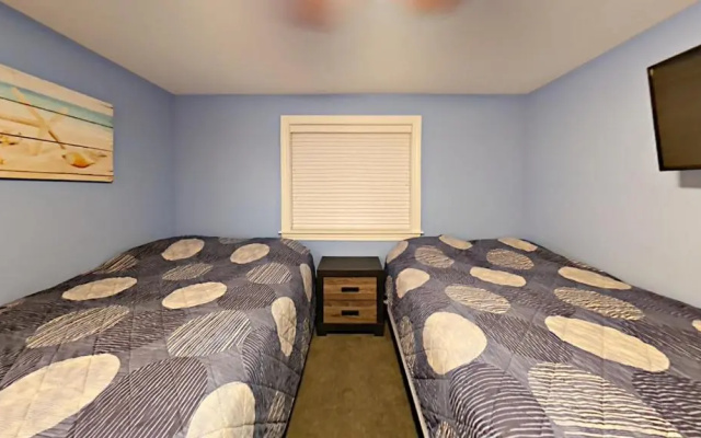 Put-In-Bay Waterfront Condo #103